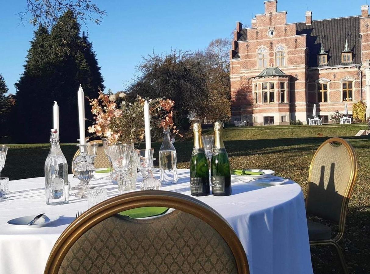 Fuglsang Herregaard Hotel Toreby Buitenkant foto